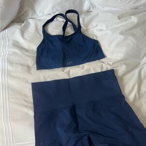 SET ACTIVE Women's Navy Blue Seamless Sports Bra and Leggings Set